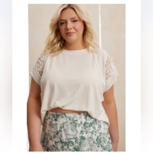 Arula Beatrice Lace Tee NWT 1X